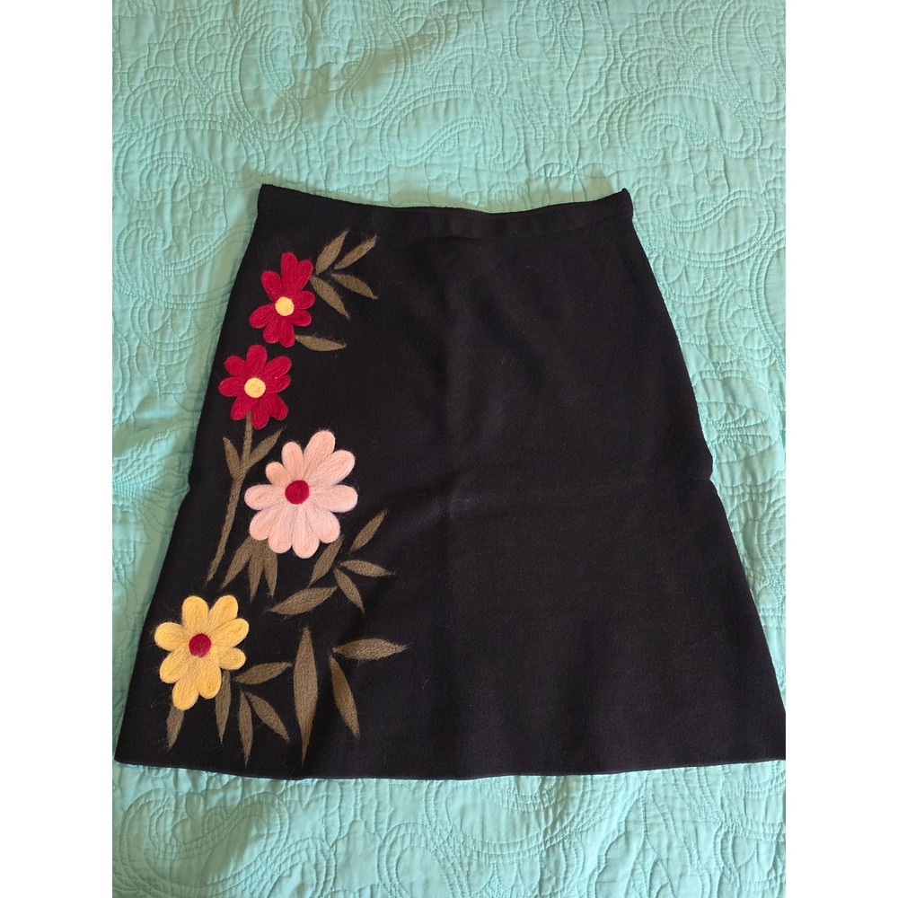 Aaeda Black Knit Mini Skirt Floral Embroidery Viscose Blend Size M